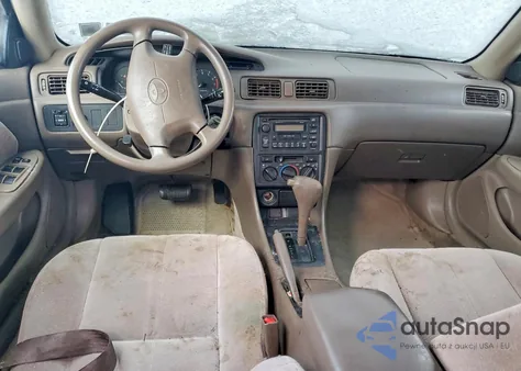 1999 Toyota Camry Ce z USA, uszkodzony, nr VIN 4T1BG22K9XU580197